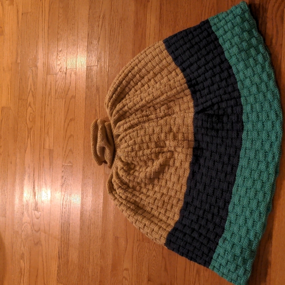 NEW! Hand Knit Color Block Turtleneck Poncho In Basket Weave Pattern Blue Aqua - Picture 2 of 8